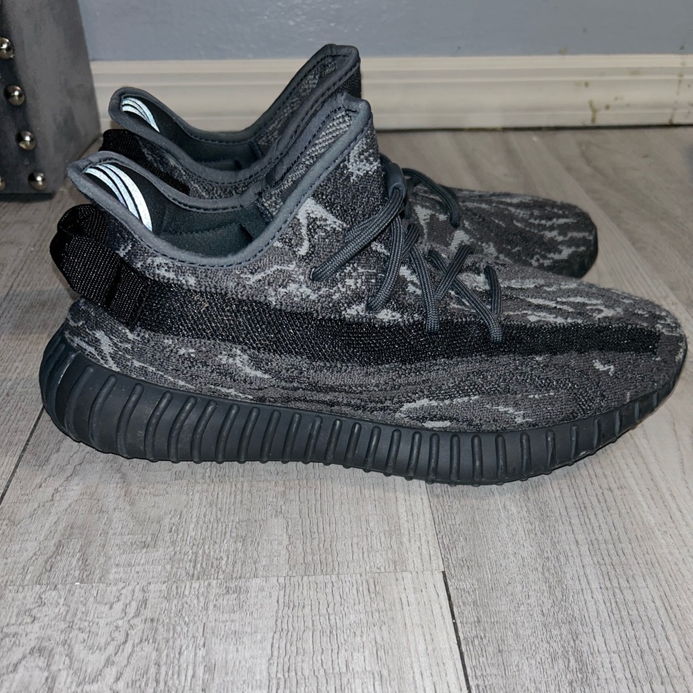 YEEZY BOOST 350 V2 'MX DARK SALT' MEN SIZE 10.5